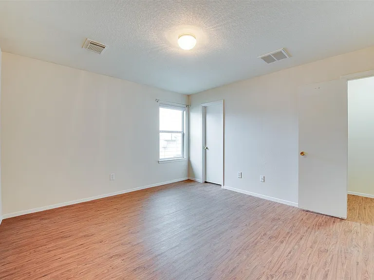 6129 Lone Prairie Way — Photo 20