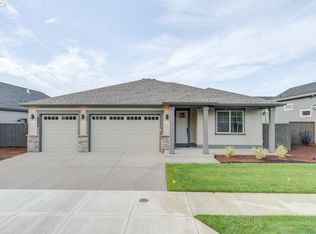 1143 SE 17th Ave, Canby, OR 97013