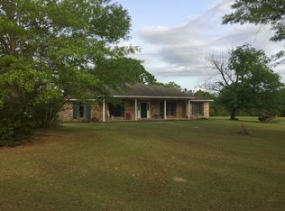 1198 Jelks Rd, Wagarville, AL 36585