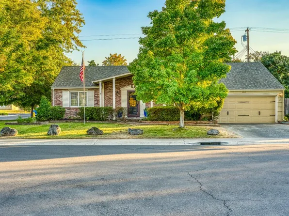 2910 El Prado Way, Sacramento, CA 95825