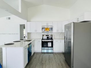 13431 SW 10th Pl, Davie, FL 33325