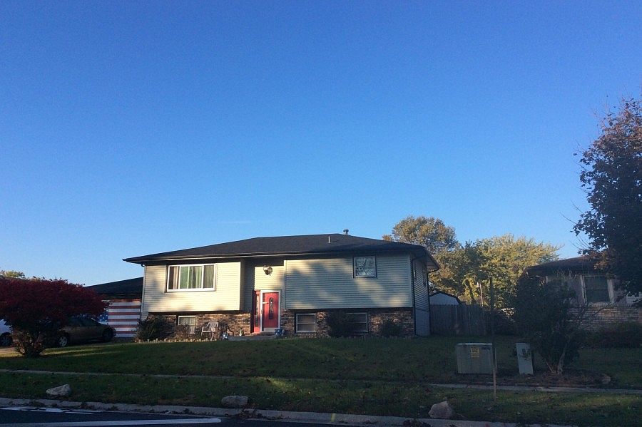 2nd image of 2390 Dombey Rd