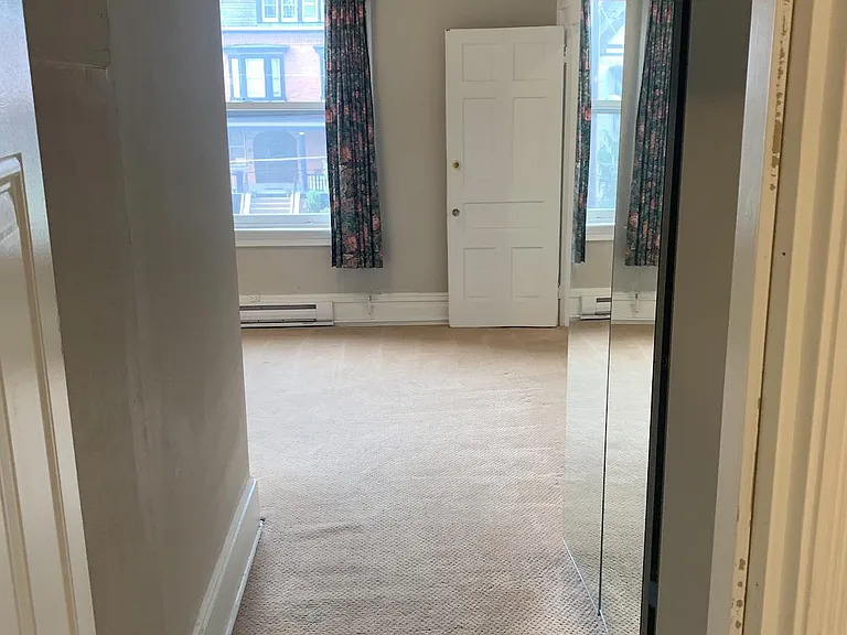 5631 Northumberland St #2 — Photo 17