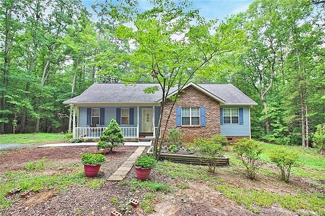 1st image of 6907 Shady Oak Ln