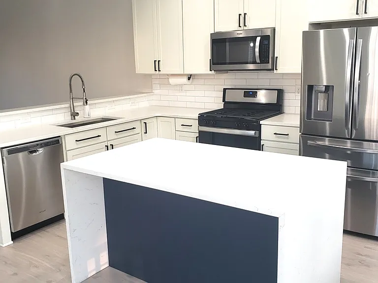 3659 Green St — Photo 11