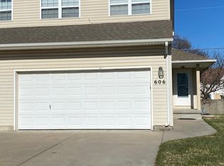 606 Autumn Ridge Ct #606, Andover, KS 67002