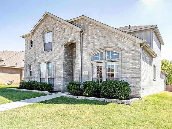 2nd image of 1410 Stone Canyon Way