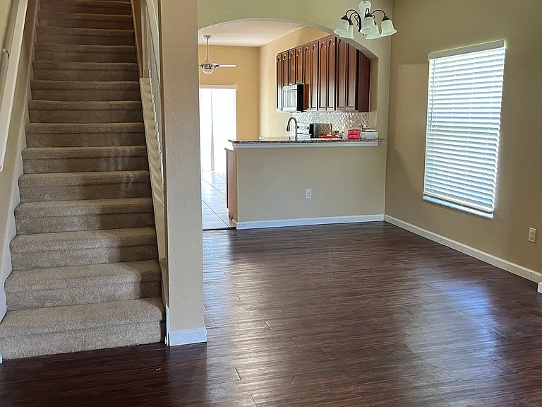 16563 Cedar Crest Dr — Photo 2