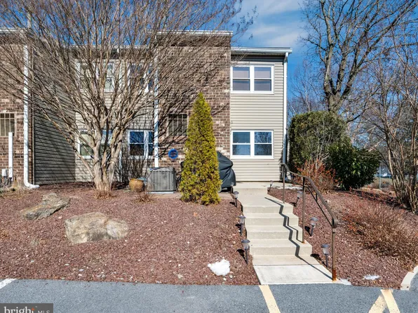 2906 State Hill Rd APT G16, Wyomissing, PA 19610