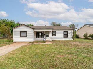3001 SE 19th St, Del City, OK 73115