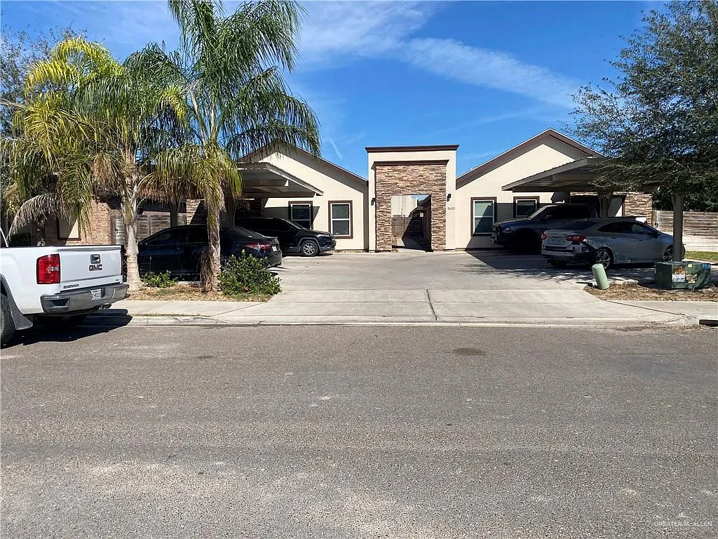 2 bed, 2.0 bath, 910 sqft, $875 — Photo 1