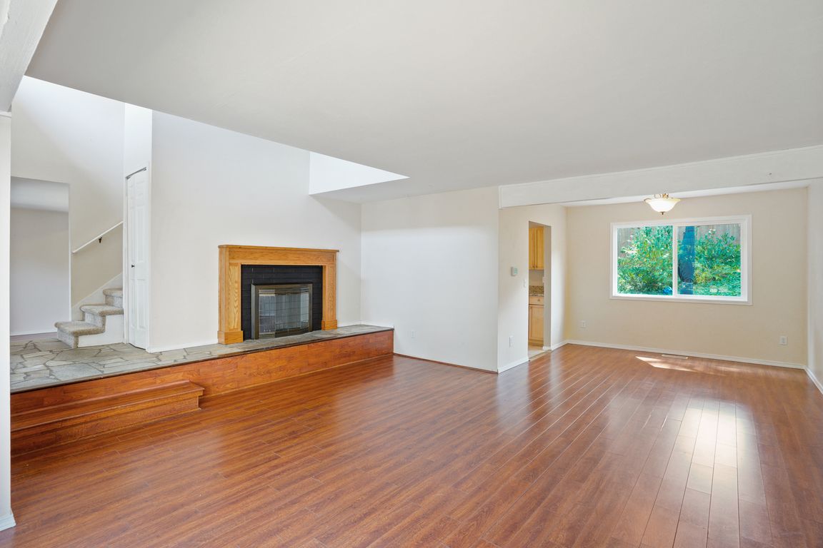 SW 331st St-S0208-005.jpg