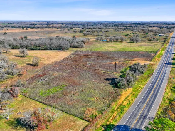 10996 Us Highway 90 W, Harwood, TX 78632