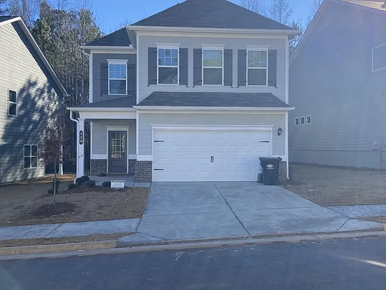 110 Bryon Rd — Photo 1
