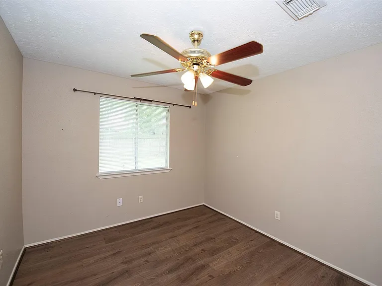 2513 Harpers Ferry Dr — Photo 29