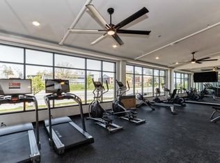 1953 1st Ave SE #401, Cedar Rapids, IA 52403