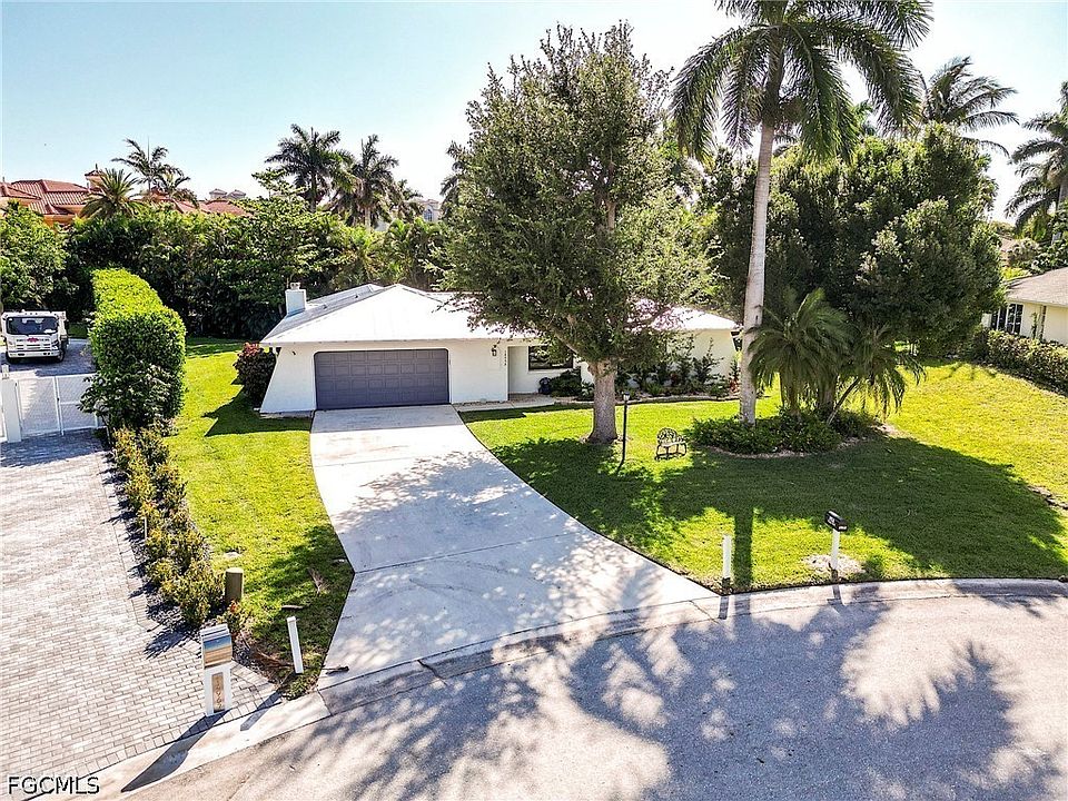 1st image of 14958 Bonaire Cir
