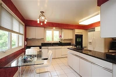 5th image of 750 Ballantrae Dr APT B