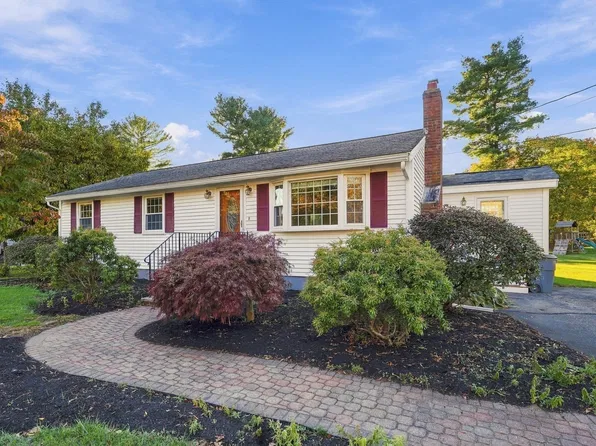 9 State St, Chelmsford, MA 01824