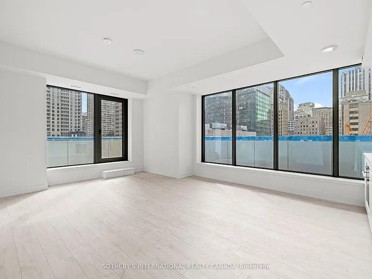 8 Cumberland St #502 — Photo 6