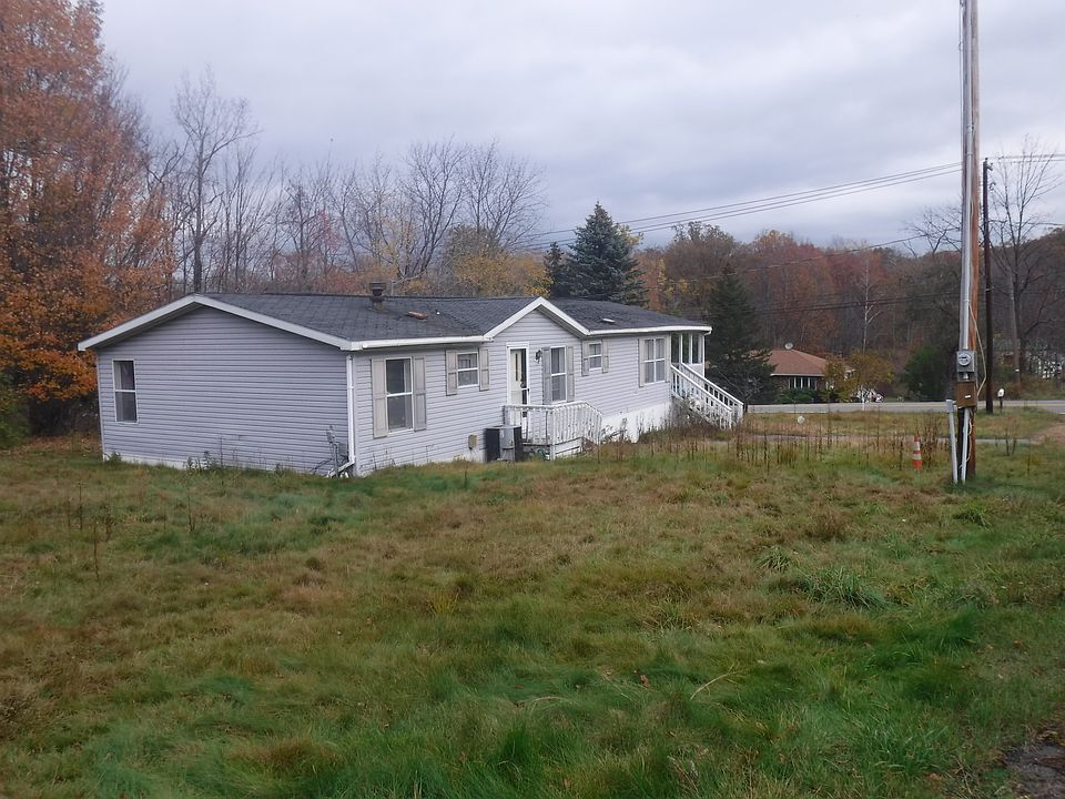 2nd image of 1015 Westminster Rd