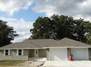 261 Neals Trl, Reeds Spring, MO 65737
