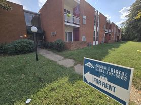 3618 Chamberlayne Ave