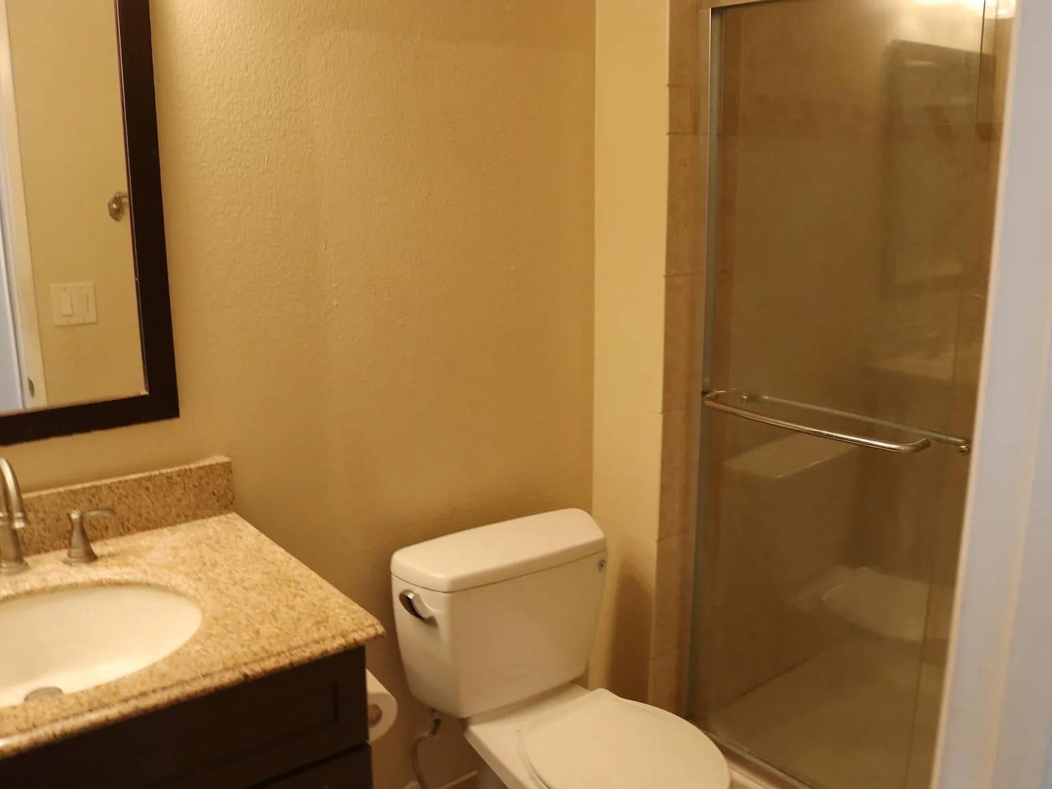 2411 Prospect Ave — Photo 4
