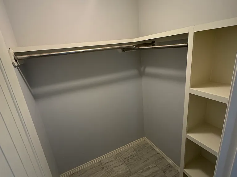 2004 Ash Cir — Photo 15