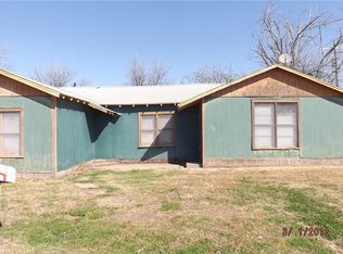 515 SW 4th St, Hamlin, TX 79520