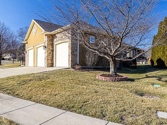 4th image of 4207 Hidden Valley Dr