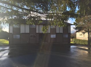2131 E 19th St APT 3, Bremerton, WA 98310