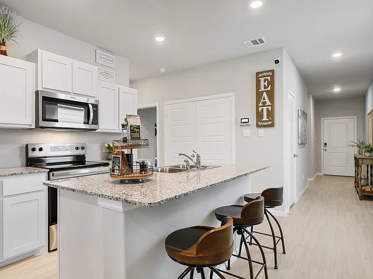 3020 Pecan Farm Ln — Photo 9