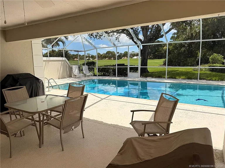 2527 SW Brookwood Ln — Photo 19