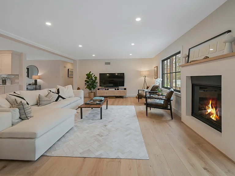 15 Wildwood Rd — Photo 8