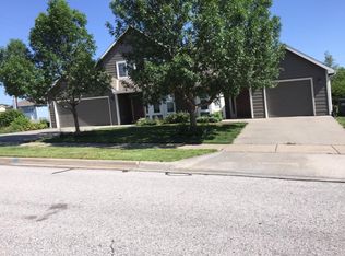 2304 E 27th Ter, Lawrence, KS 66046