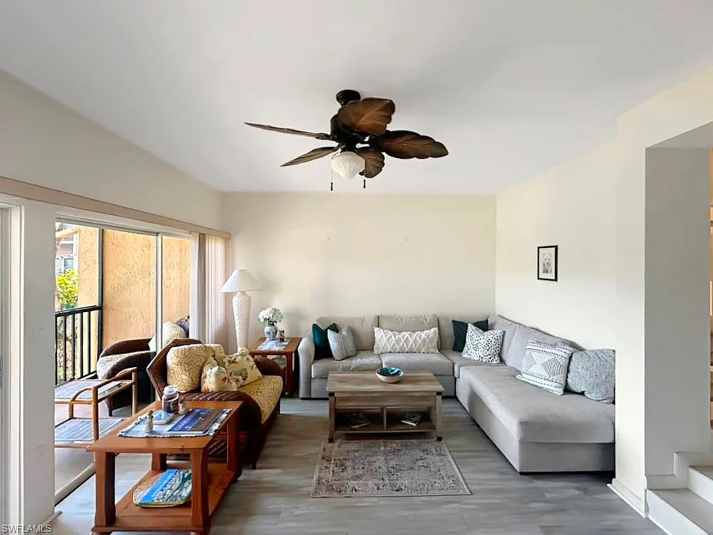 2 bed, 2.5 bath, 1466 sqft, $5,000 — Photo 2