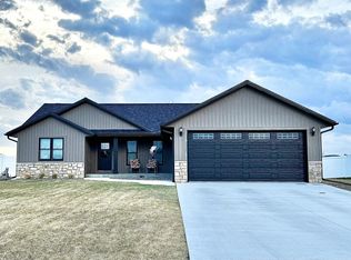 2388 Hanson Pl W, Sparta, WI 54656