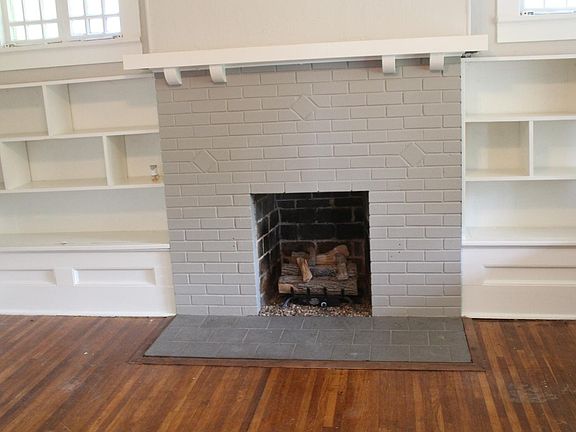 Craftsman built-in bookcases