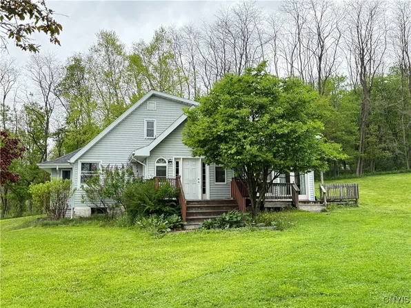 62 Pleasant Valley Rd, Groton, NY 13073