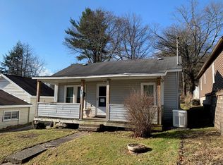 903 N 1st St, Titusville, PA