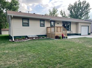 1234 Casper Ave, Aberdeen, SD 57401