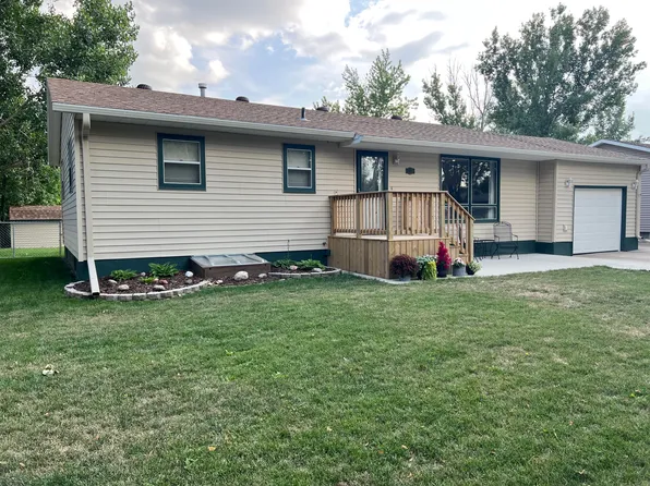 1234 Casper Ave, Aberdeen, SD 57401