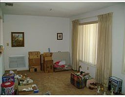3rd image of 1570 Simmons Dr