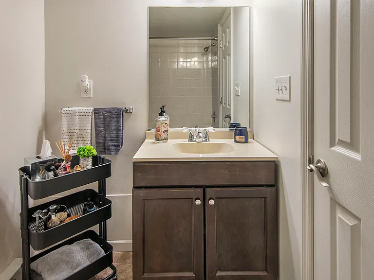 Colonie East Apartments — Photo 4