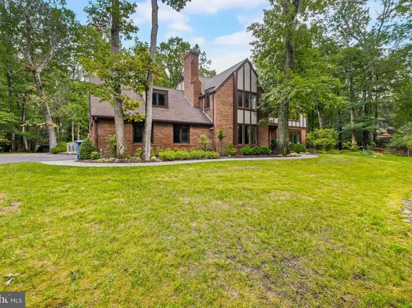 14 E Centennial Dr, Medford, NJ 08055
