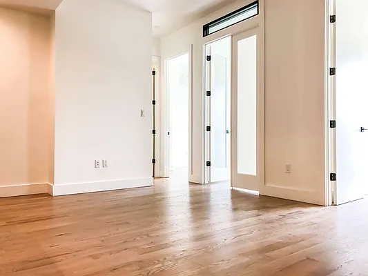 Rented by Nooklyn NYC LLC | media 4