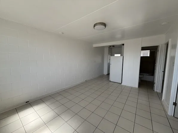 94-226 Aniani Pl APT 6, Waipahu, HI 96797