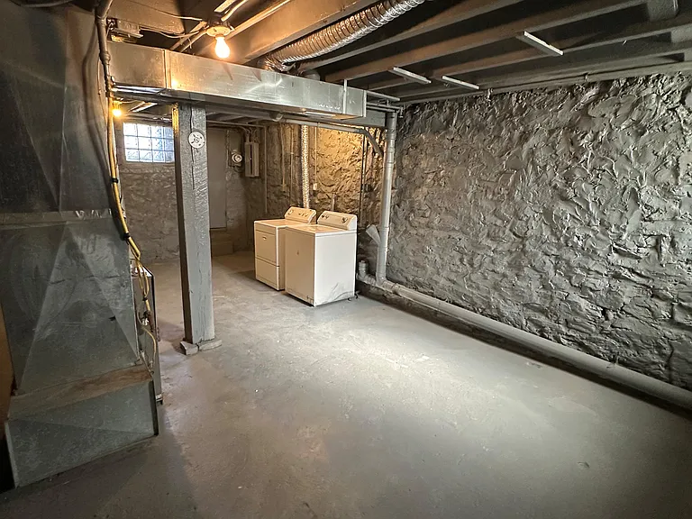 3226 Elmley Ave — Photo 5
