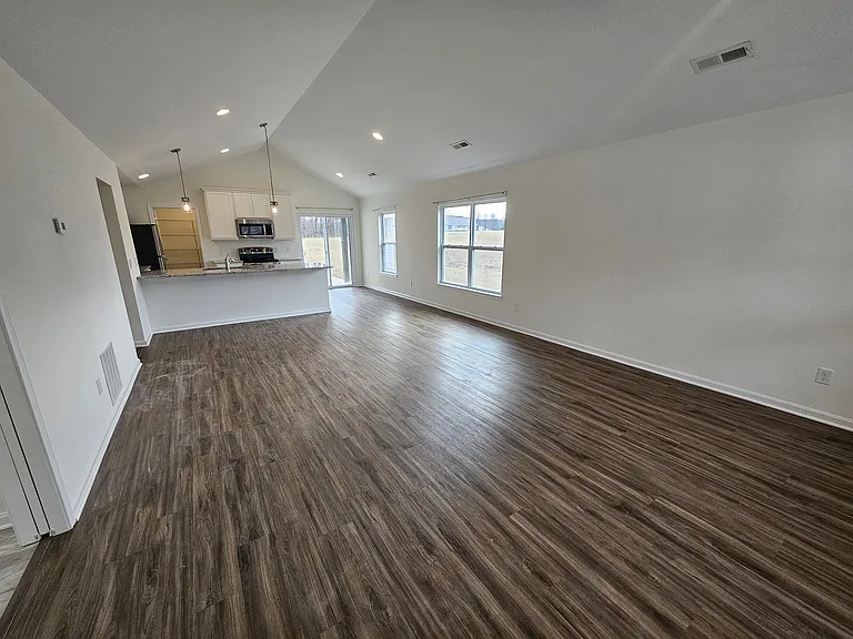 1125 Waynoka Dr — Photo 2
